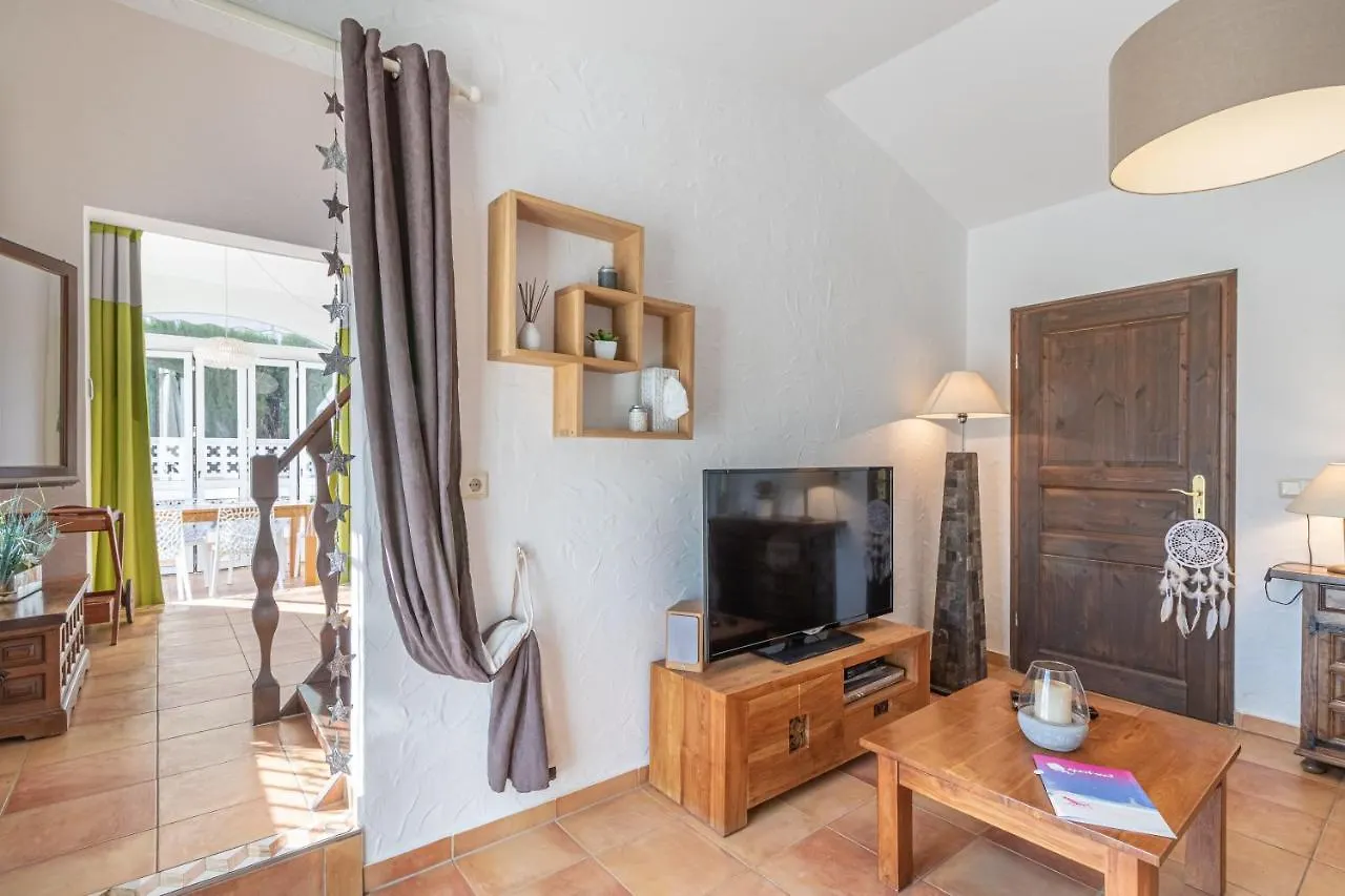 Apart-Rent Casa Con Piscina Flamicell 0042 Empuriabrava Holiday home